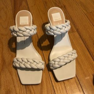 Dolce Vita paily sandals, size 9.5 ivory (white)